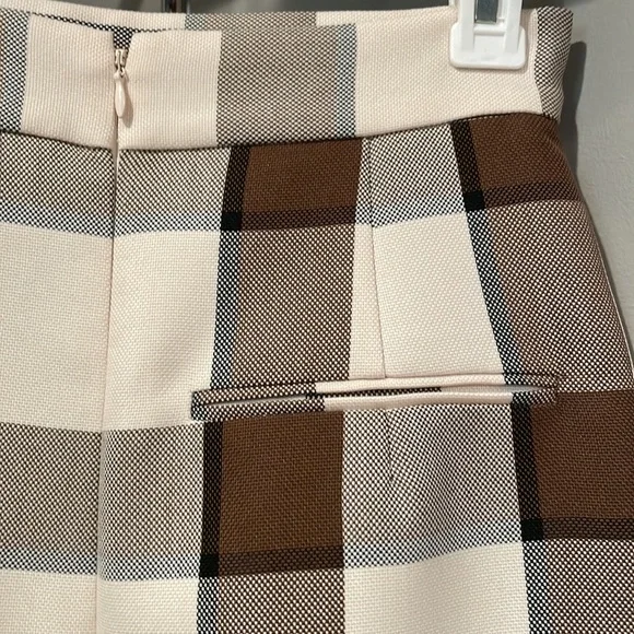 NWOT GORGEOUS PENCIL SKIRT - Picture 6 of 14